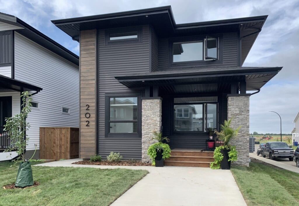 202 Dubois Crescent